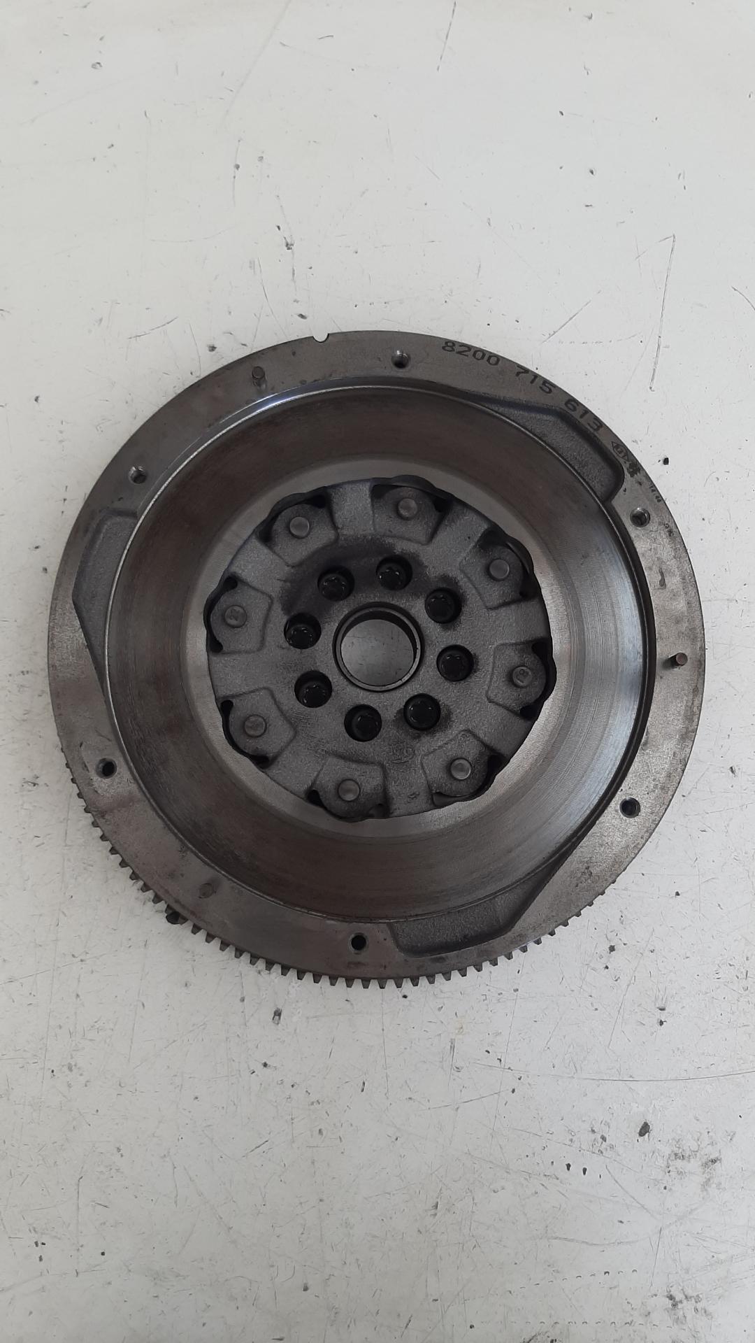 комплект сцепления Renault Laguna 3 поколение 2008, 2.0 л., дизель, 8200421191, 8200501027, 8200715613 - фото №1