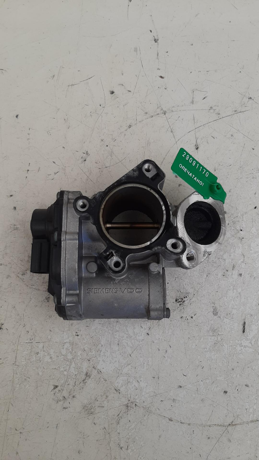 клапан EGR Renault Laguna 3 поколение 2008, 2.0 л., дизель, H8200327011, 8200797706A - фото №1