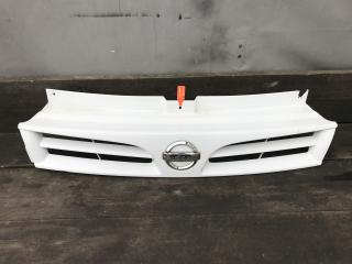 решетка радиатора Nissan Primastar 1 поколение 2002