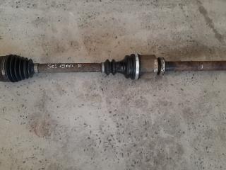 полуось передняя правая (приводной вал, ШРУС) Renault Scenic 2 поколение 2005, 1.9 л., дизель