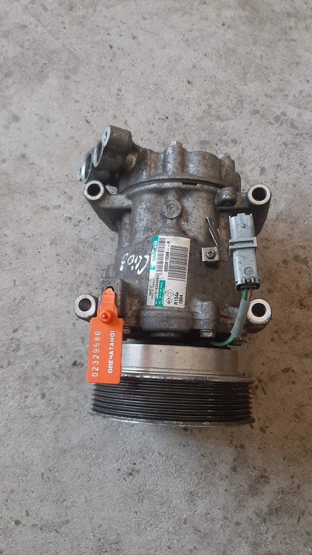 компрессор кондиционера Renault Clio 3 поколение 2008, 8200819568 - фото №1