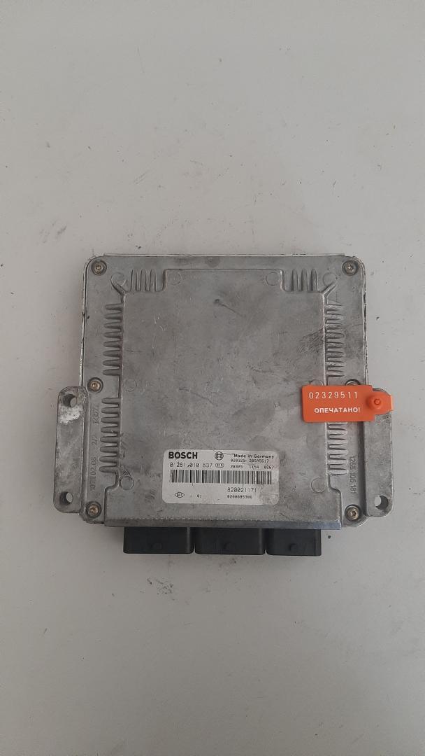 блок управления двигателем Renault Laguna 2 поколение 2003, 2.2 л., дизель, 8200211711 - фото №1