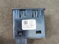 разъем AUX / USB Buick Encore GX 1 поколение 2022, 1.3 л., бензин, АКПП, черный, внедорожник 5 дв., 13525891 - фото №2