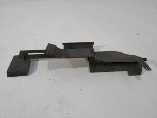 воздуховод (дефлектор) радиатора Renault Megane 2 поколение 2004, 8200158151