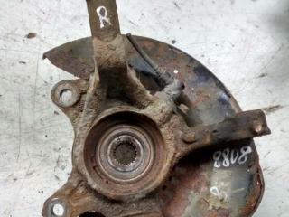 кулак поворотный правый Toyota Yaris P1 2003