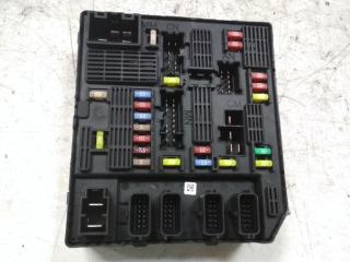 блок предохранителей Renault Scenic 3 поколение 2009, 284B62342R