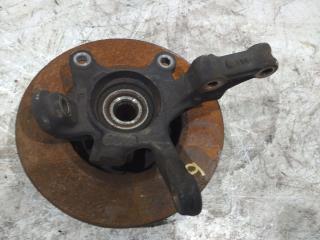 кулак поворотный правый Nissan Almera N16 2002, 1.8 л., бензин