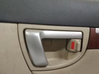 ручка внутренняя передняя правая Hyundai Santa Fe 2 поколение (CM) 2008
