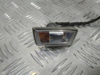 повторитель поворота на крыле левый Opel Astra H 2004, 13131298