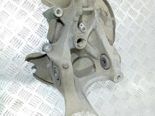 кулак задний левый Audi A4 B7 2008