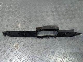 воздуховод (дефлектор) радиатора Renault Scenic 2 поколение [рестайлинг] 2007, 8200158163