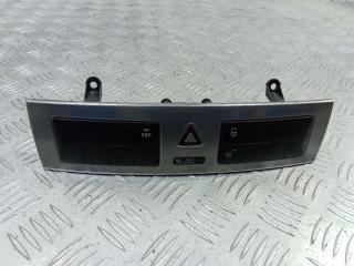 кнопка аварийной сигнализации Mercedes-Benz C-Класс W203/S203/CL203 2004, 2038215281
