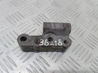кронштейн генератора Opel Zafira 1 поколение (A) 1999, 1.6 л., бензин, МКПП, 90571831