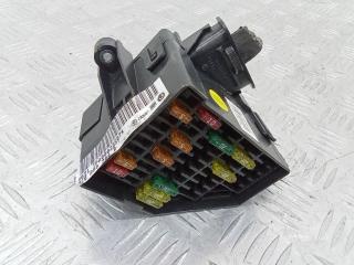 блок предохранителей Volkswagen Passat B6 2005, 3C0880204