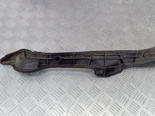 пыльник переднего крыла Toyota Yaris XP9 2008, 53828-52120