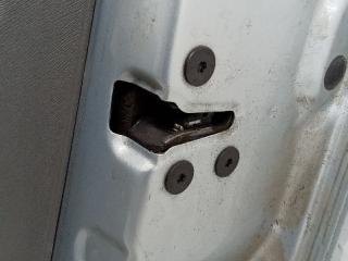 замок двери задней правой Renault Kangoo 2 поколение 2010