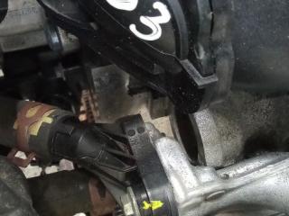 фланец (тройник) системы охлаждения Renault Clio 2 поколение [2-й рестайлинг] 2007, 1.5 л., дизель, МКПП, 8200337841