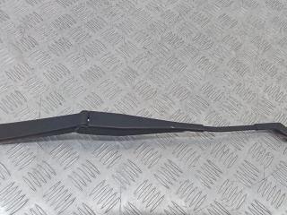 щеткодержатель (поводок стеклоочистителя, дворник) Ford Fiesta 6 поколение 2011, 8A6117526