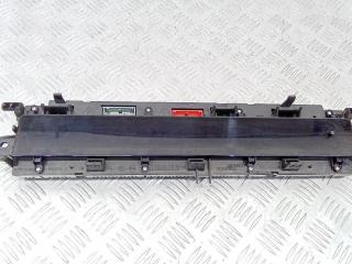 щиток приборов (приборная панель) Renault Scenic 2 поколение [рестайлинг] 2007, 8200704463