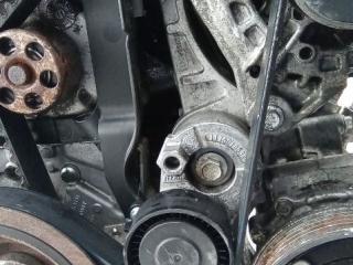 кронштейн генератора Renault Megane 3 поколение 2011, 1.5 л., дизель, МКПП, 8200669494