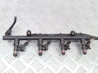 топливная рампа Renault Megane 2 поколение 2005, 1.6 л., бензин, МКПП, 8200135504
