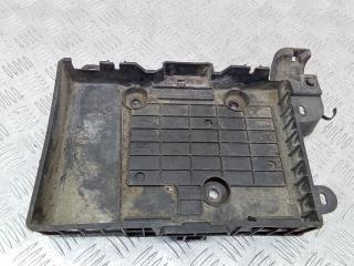 полка аккумулятора Renault Scenic 2 поколение 2005, 8200166032