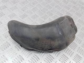 воздуховод (дефлектор) радиатора BMW 5 серия E60/E61 2004, 13717790057