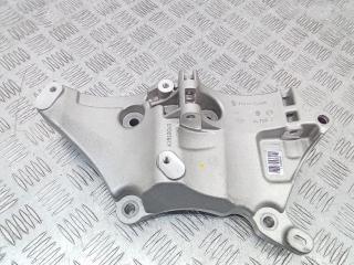 кронштейн генератора Renault Duster 2 поколение 2022, 2.0 л., бензин, МКПП, 117104555R