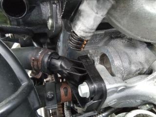 фланец (тройник) системы охлаждения Renault Clio 2 поколение [2-й рестайлинг] 2008, 1.5 л., дизель, МКПП, 8200337841