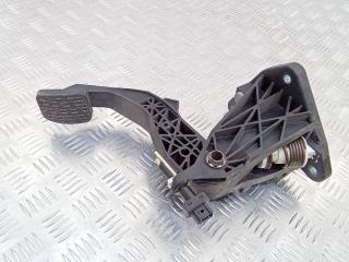 педаль сцепления Mercedes-Benz A-Класс W176 2015, A2462900419