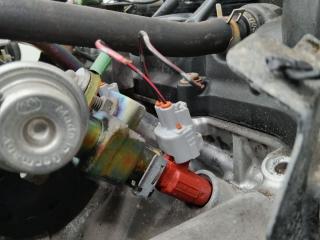 форсунка Nissan Almera N15 2000, 1.8 л., бензин, 166009F600