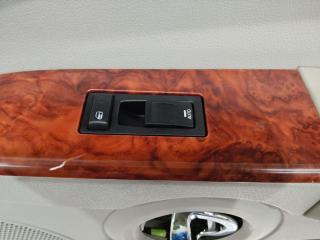 кнопка стеклоподъемника двери Jeep Commander 1 поколение 2006