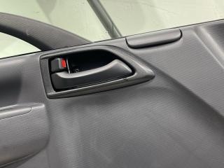 ручка внутренняя передняя левая Isuzu Elf 2022