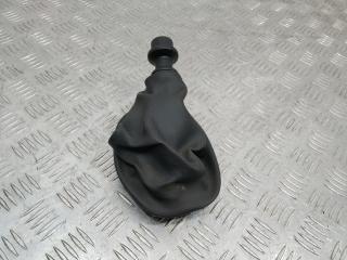 чехол рычага КПП Renault Duster 1 поколение 2011, 969359780R