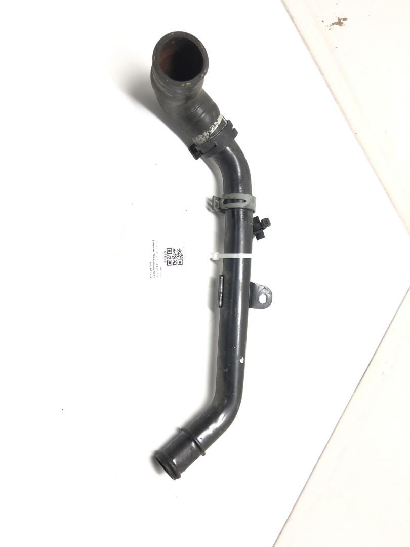патрубок (трубопровод, шланг) Audi A4 B7 2007, 2.0 л., бензин, 06D121065L - фото №1