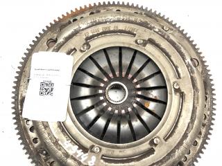 комплект сцепления Volkswagen Polo 4 поколение 2001, 1.2 л., бензин, 03D105271, 03D141025A, 030105271