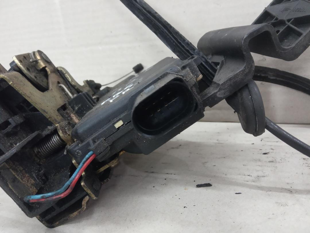 замок двери передней правой Volkswagen Passat B5 2001, 1.8 л., бензин, АКПП, седан, 3B1837016A - фото №1