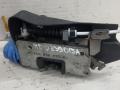замок двери задней левой Audi A6 4A/C4 1995, 1.8 л., бензин, 8D0839015A - фото №2