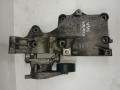 кронштейн генератора Volkswagen Passat B6 2008, 2.0 л., дизель, седан, 03G903143A - фото №2