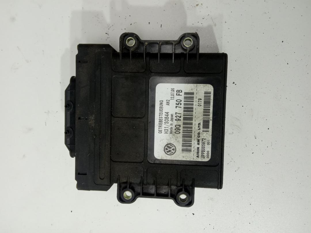 блок управления АКПП Volkswagen Golf 5 поколение 2007, 2.0 л., бензин, хетчбэк 5 дв., 09G927750FB, UPPB005972 - фото №1