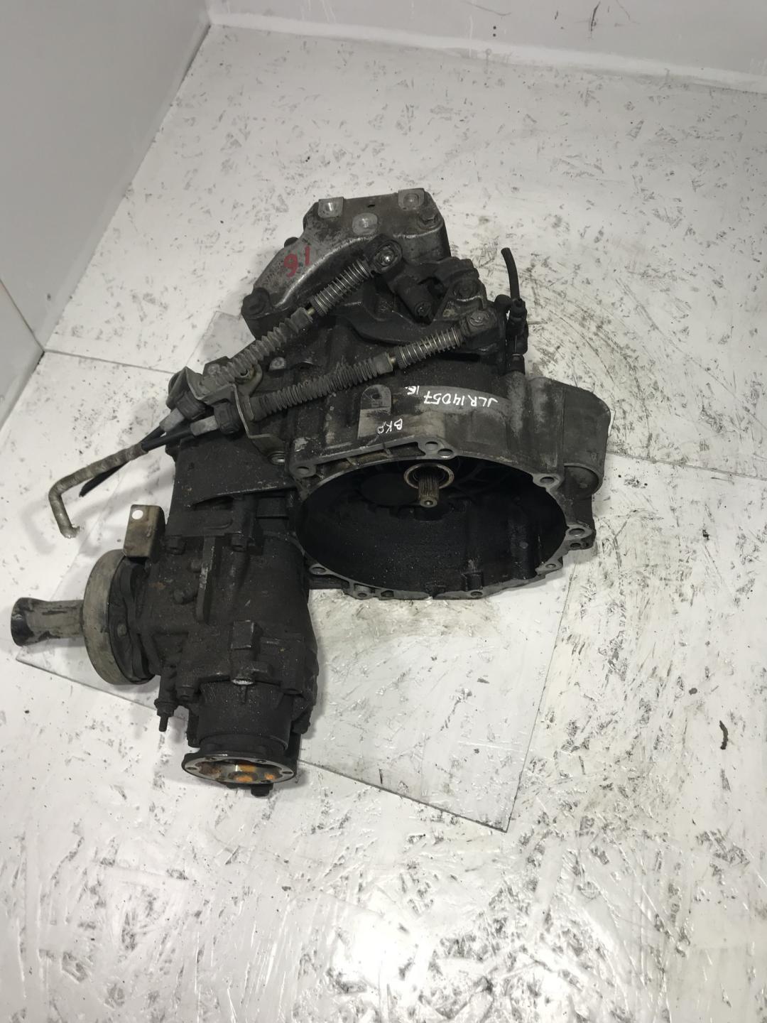 КПП механическая (МКПП) Volkswagen Passat B6 2008, 2.0 л., дизель, МКПП, седан, JLR - фото №1