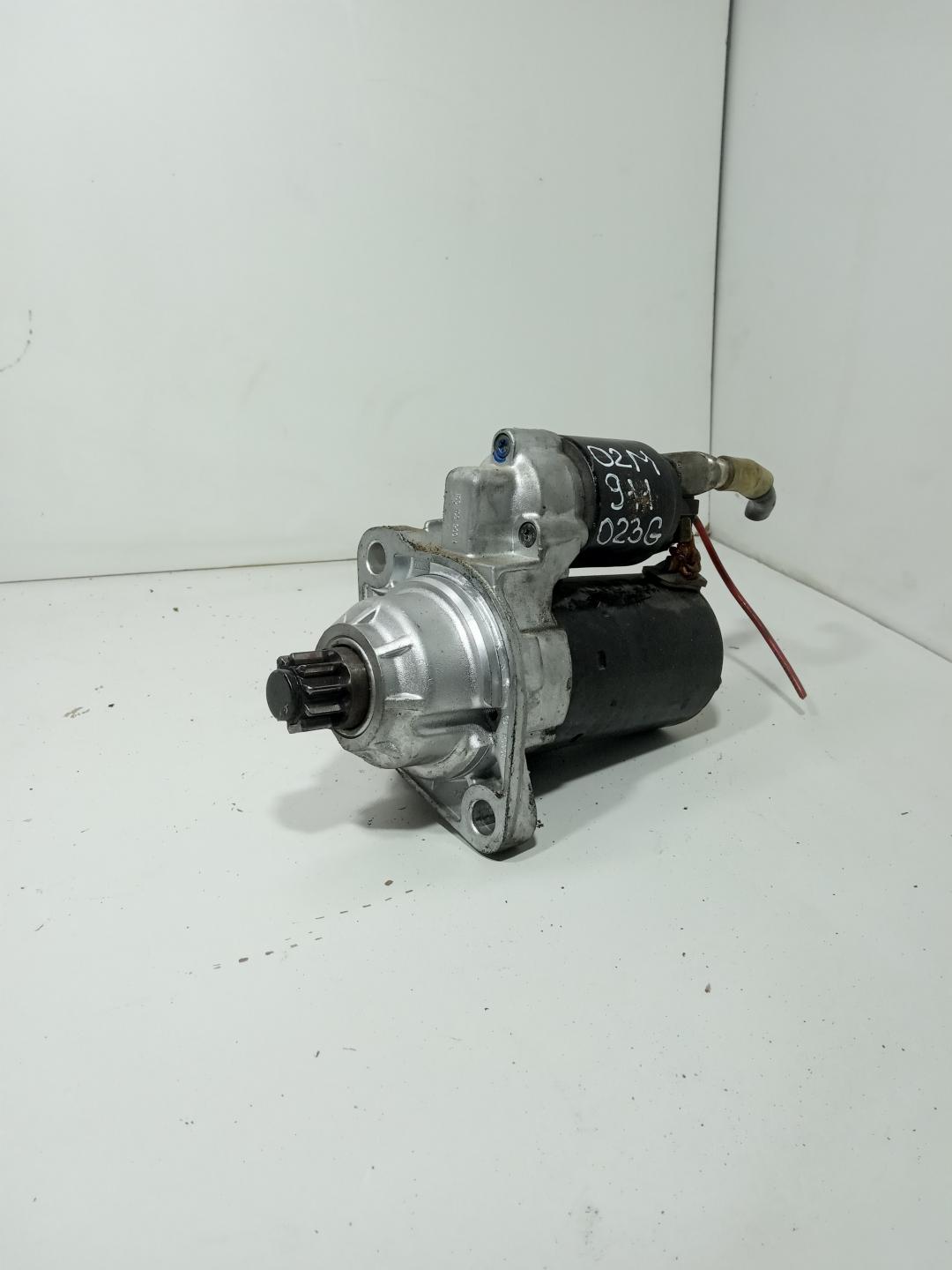 стартер Volkswagen Passat B6 2008, 2.0 л., бензин, АКПП, седан, 02M911023G - фото №1