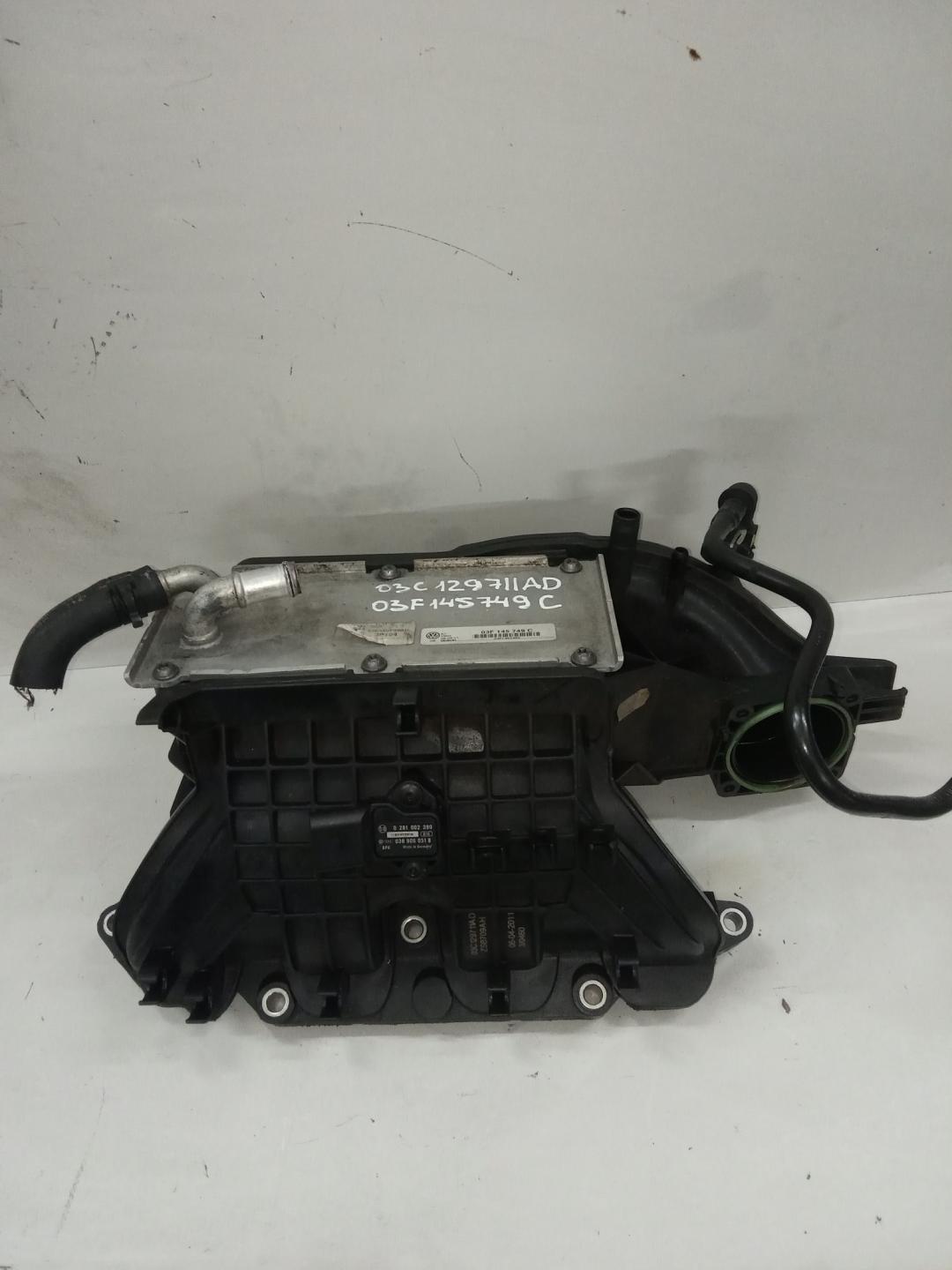коллектор впускной Volkswagen Tiguan 1 поколение 2010, 1.4 л., бензин, внедорожник 5 дв., 03C129711AD, 03C145749C - фото №1