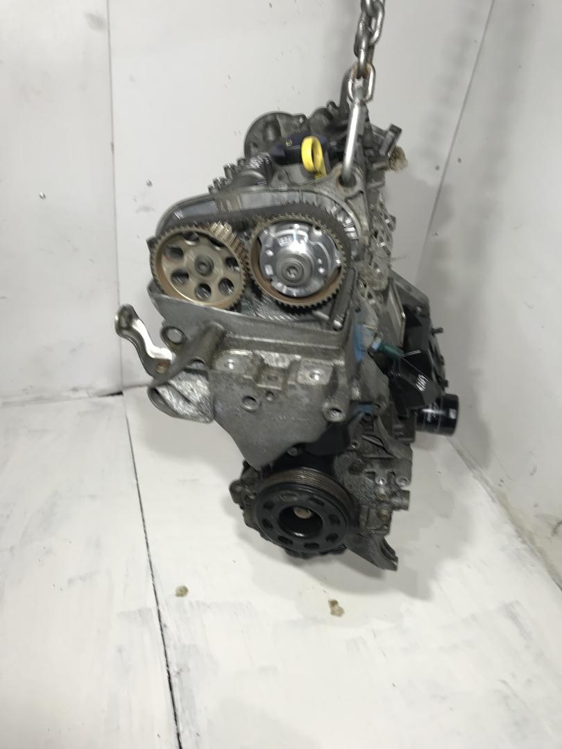 двигатель Skoda Octavia 3 поколение (A7) 2015, 1.4 л., бензин, АКПП, хетчбэк 5 дв., CZD, CMB, CXS - фото №1