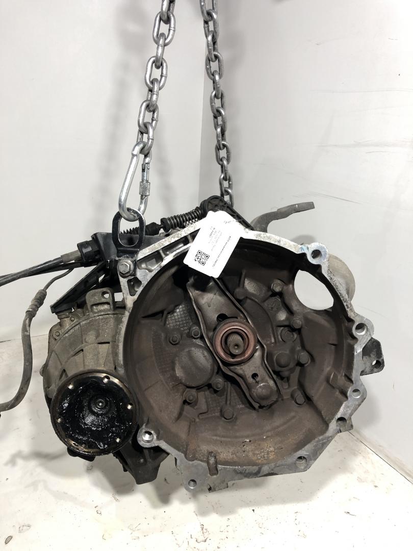 КПП механическая (МКПП) Volkswagen Passat B6 2008, 2.0 л., дизель, KJF - фото №1
