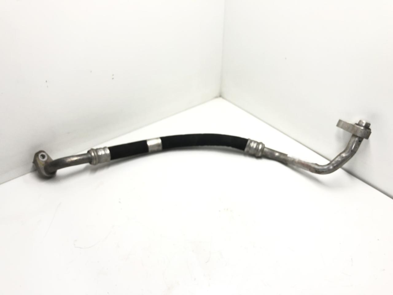 трубка кондиционера Mercedes-Benz E-Класс W213/S213/C238/A238 2018, 3.0 л., бензин, АКПП, Q1, A2058306401, 8303652278, 18597609 - фото №1