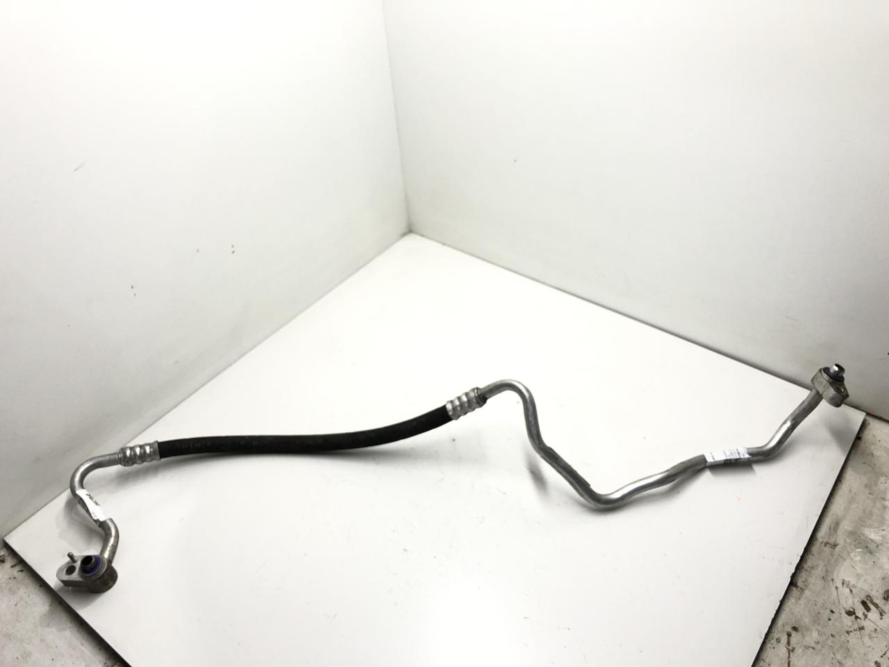 трубка кондиционера Mercedes-Benz E-Класс W213/S213/C238/A238 2018, 3.0 л., бензин, АКПП, Q2, A2138301101, ZGS0004 - фото №1