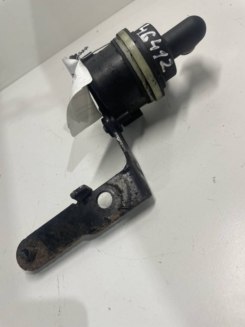насос антифриза дополнительный Volkswagen Passat B7 2011, 1.4 л., бензин, 5N0965561A - фото №1