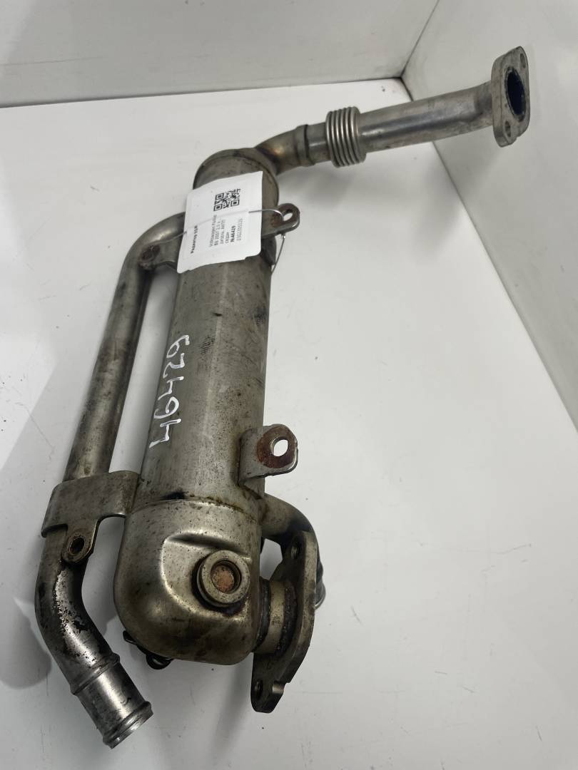 охладитель EGR / Радиатор EGR Volkswagen Passat B6 2007, 2.0 л., дизель, АКПП, седан, 03G131512S - фото №1