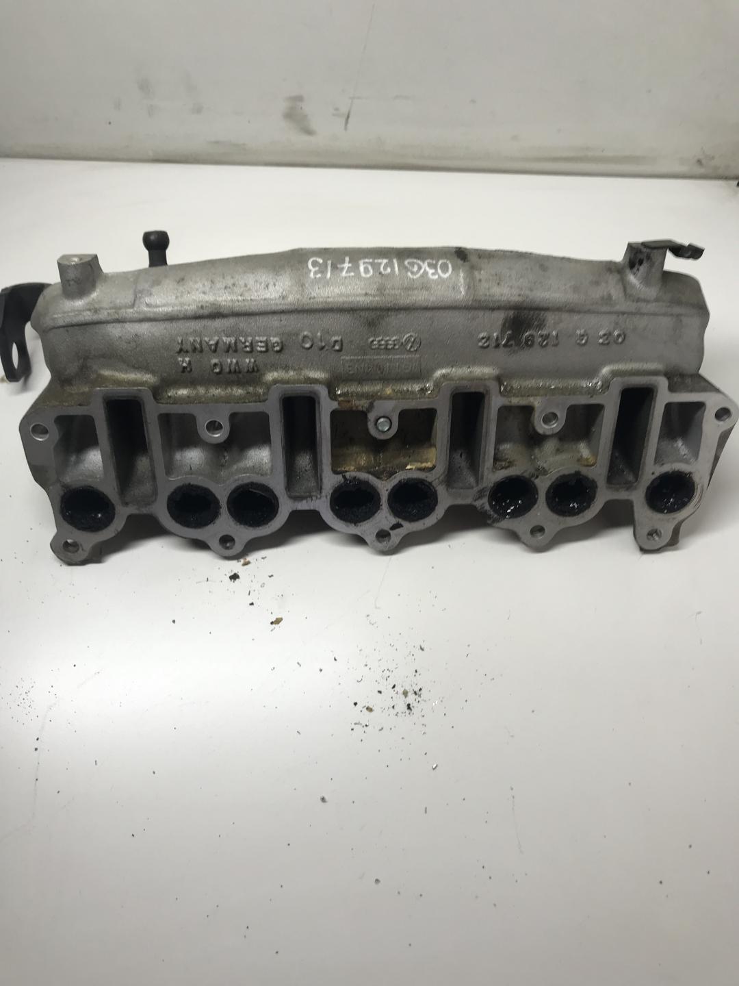 коллектор впускной Audi A6 4F/C6 2007, 2.0 л., дизель, 03G129713 - фото №1